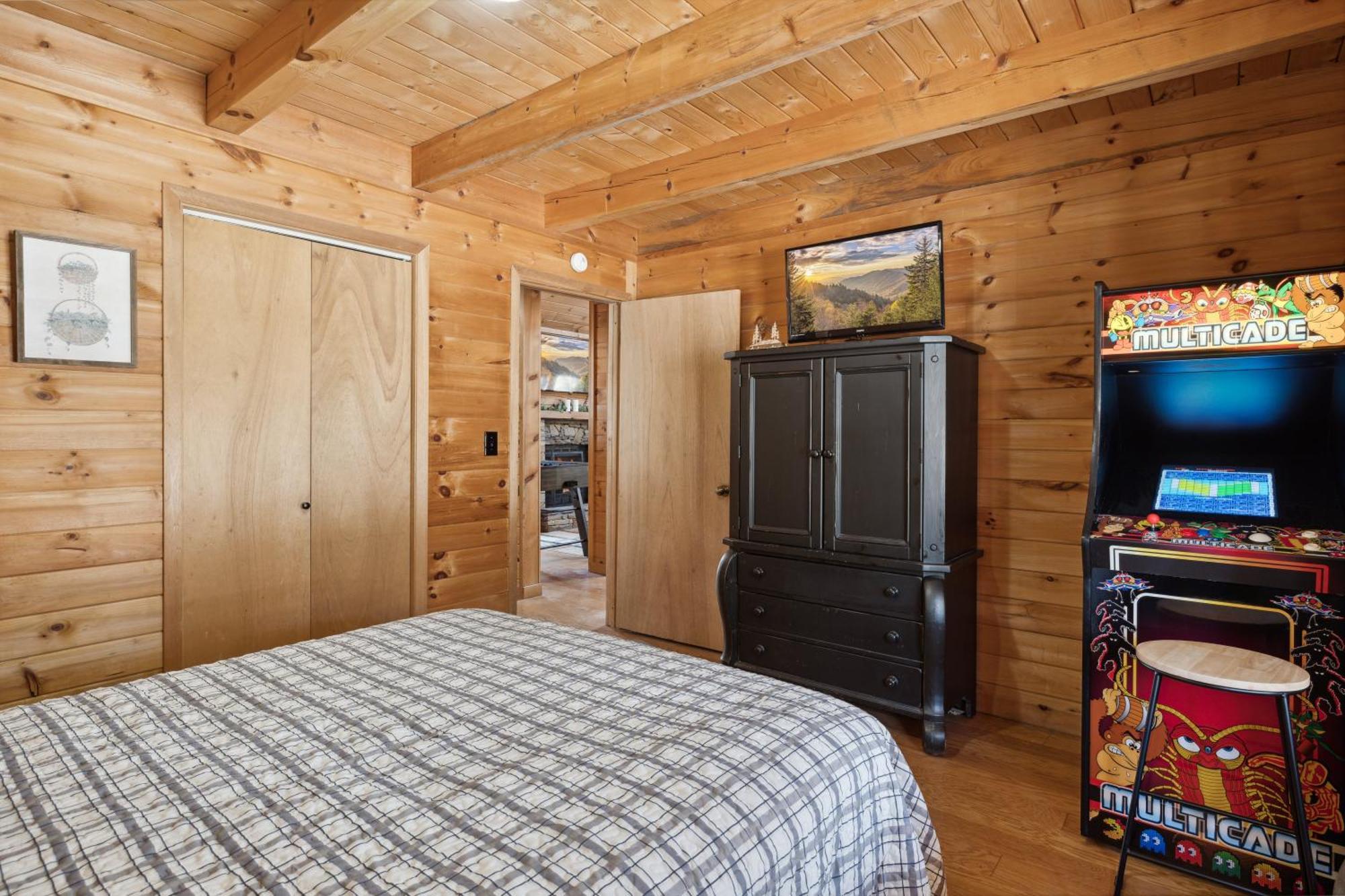Cozy Family Friendly Cabin With Hot Tub, Near Gatlinburg, Pigeon Forge, Dollywood เซอเวียร์วีล ภายนอก รูปภาพ